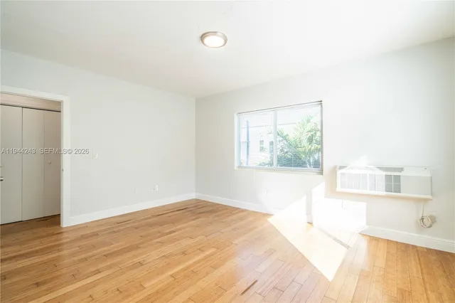 $2,000 | 7301 Carlyle Avenue, Unit 7, Miami Beach, FL 33141