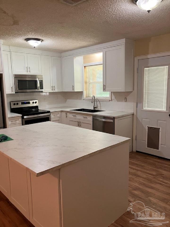 4075 Charles Circle Pace, FL 32571 - Photo 2 of 10