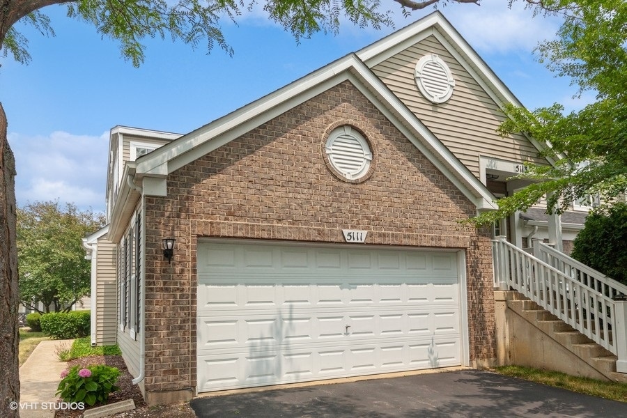 5111 Freeport Court Plainfield, IL 60586 - Photo 5 of 24 a view of backyard of house