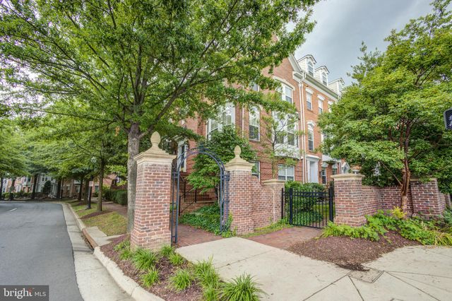 $760,000 | 103 Cameron Station Boulevard, Alexandria, VA 22304