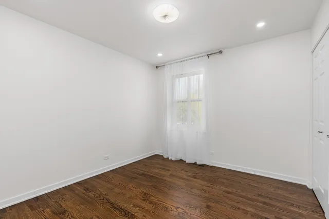 a view of empty room