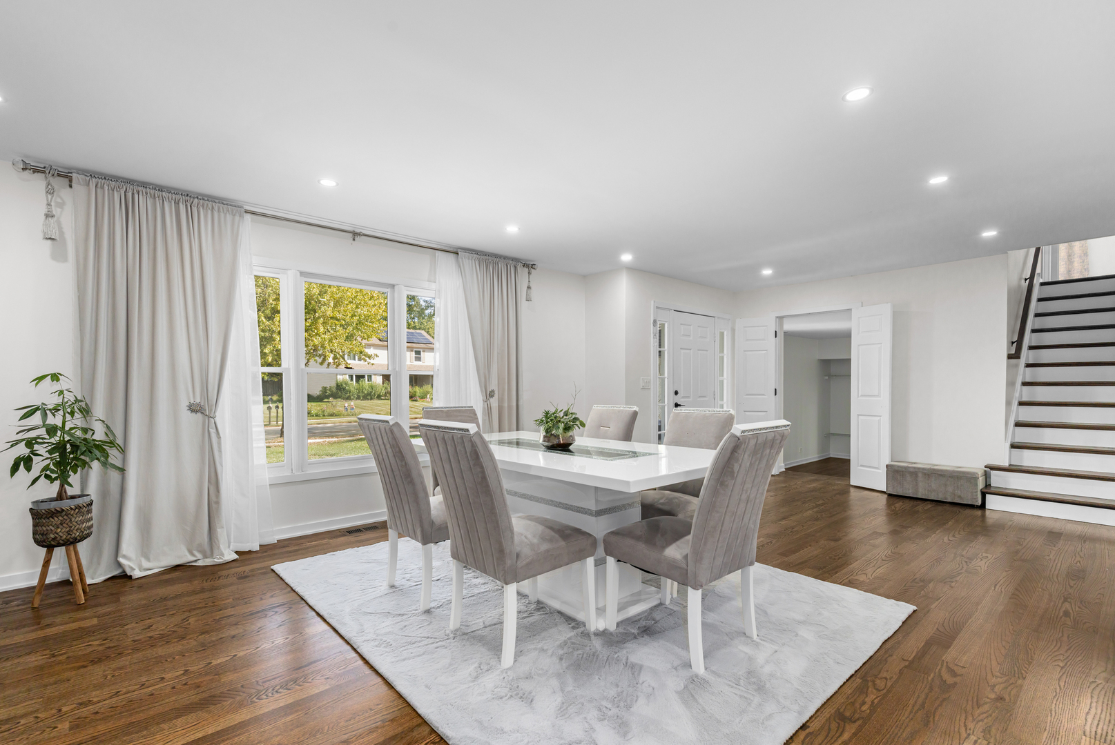 700 Fairfield Lane Algonquin, IL 60102 - Photo 5 of 39 a view of a dining room with furniture and wooden floor