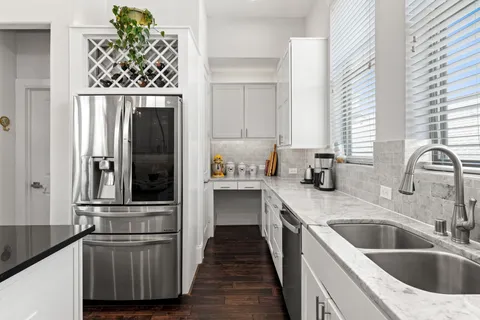 $639,900 | 734 Yale Street, Unit A, Houston, TX 77007