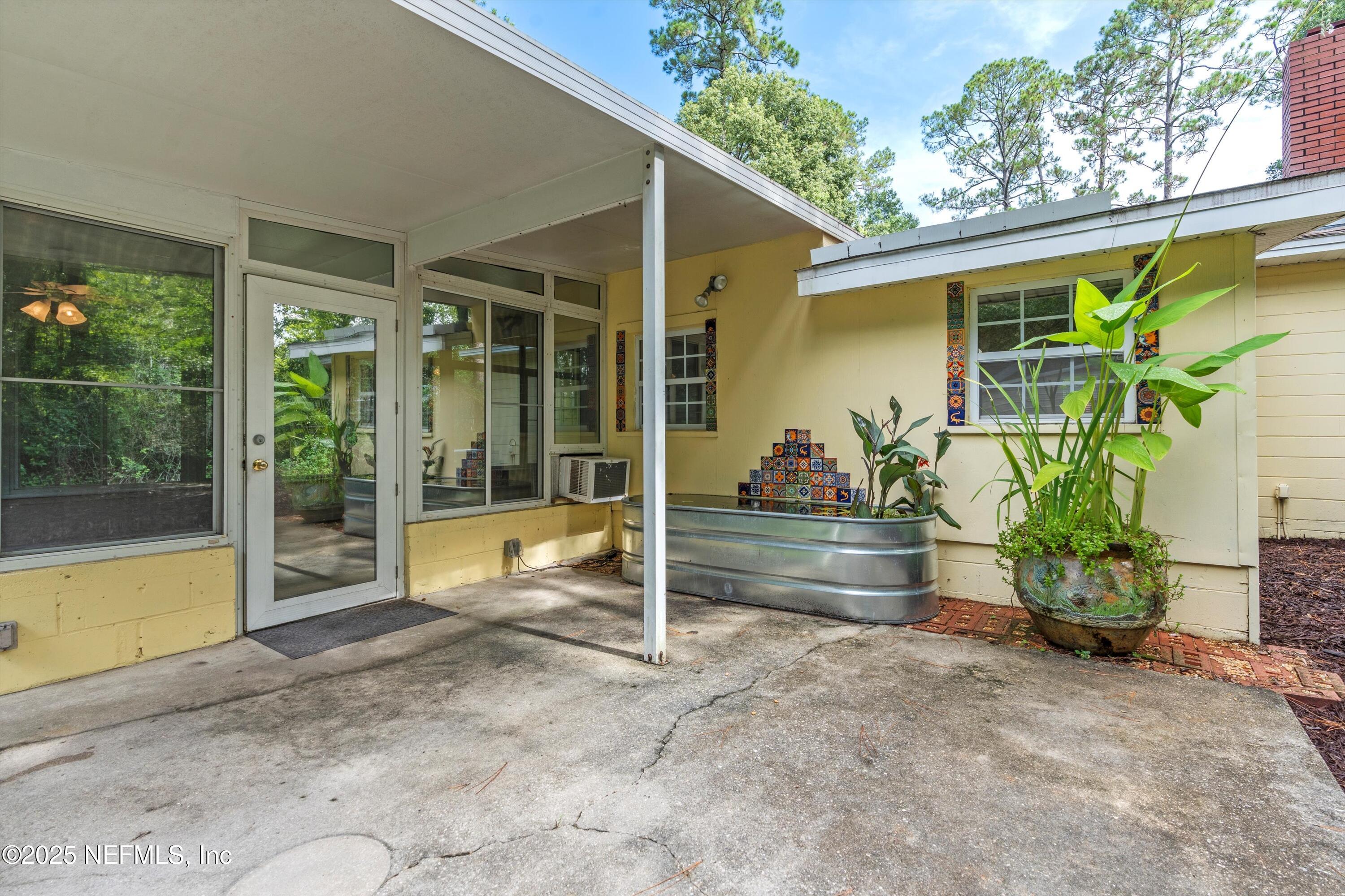 5764 Hurdia Road Jacksonville, FL 32244 - Photo 35 of 54 Rear Porch