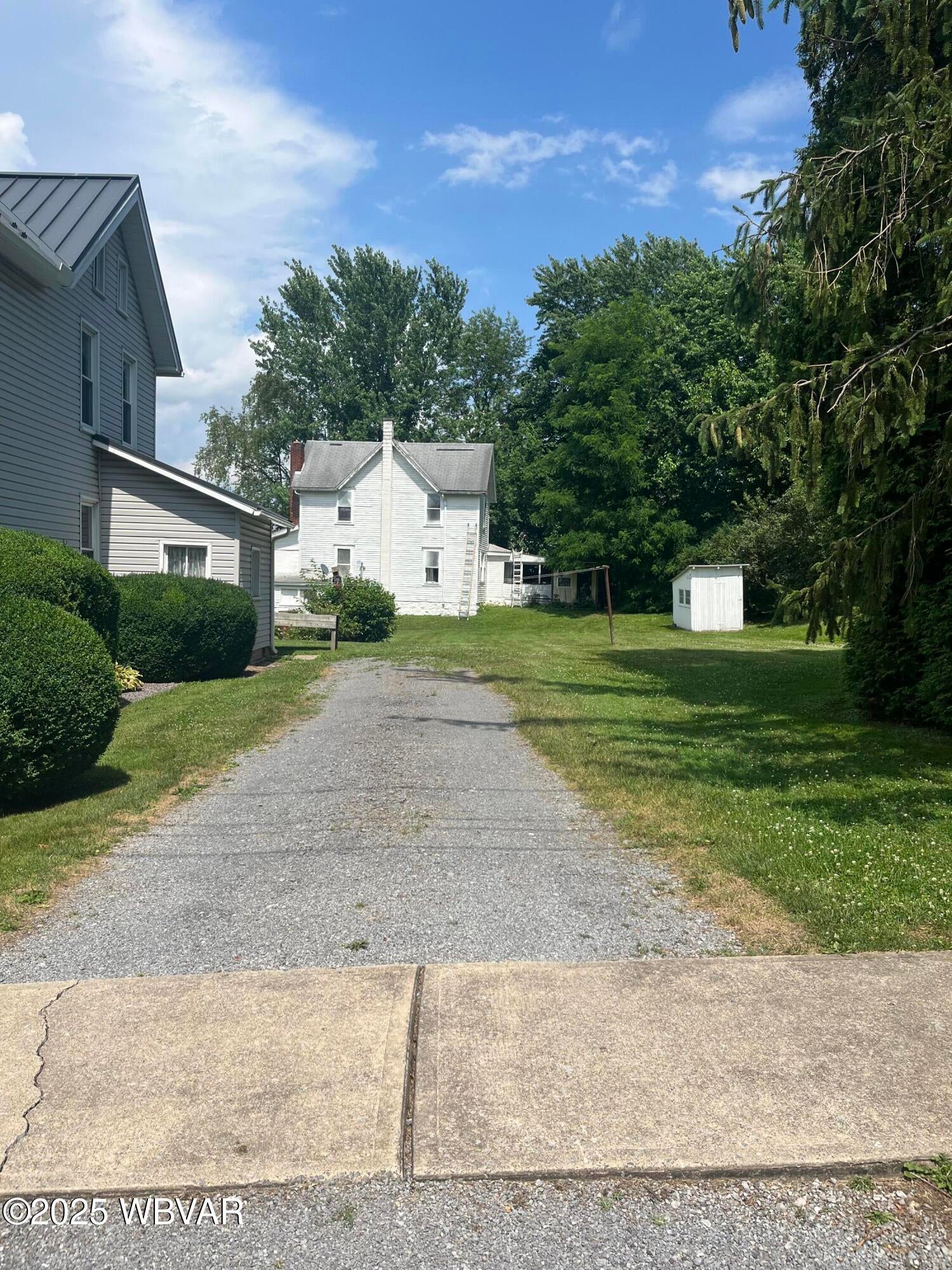 113 Spring Street Williamsport, PA 17702 - Photo 6 of 25 IMG_2199