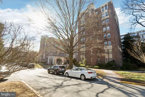 $575,000 | 4000 Cathedral Avenue Northwest, Unit 250/251B, Washington, DC 20016