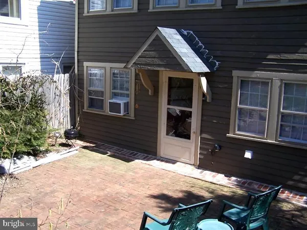 $1,250 | 403 403-apt A Braddock Street South, Unit A, Winchester, VA 22601