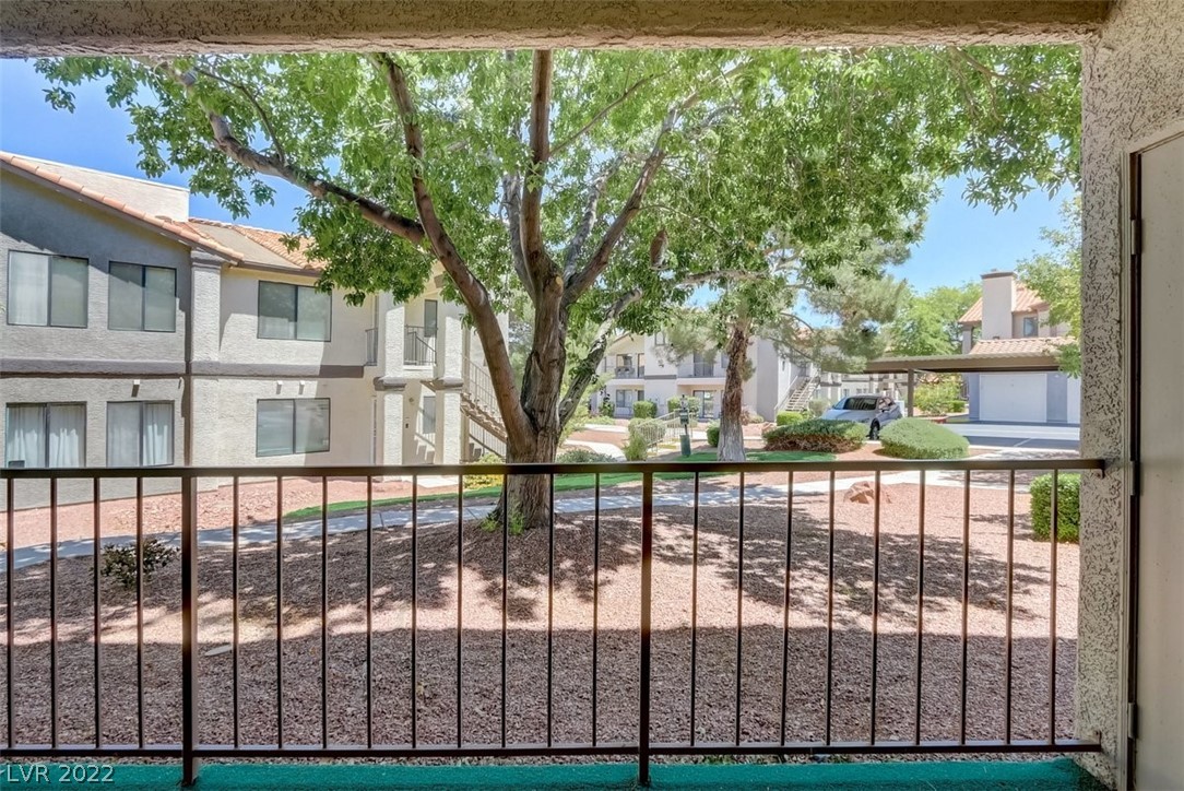 1575 West Warm Springs Road, Unit 1312 Henderson, NV 89014 - Photo 2 of 26 Gallery Image 2