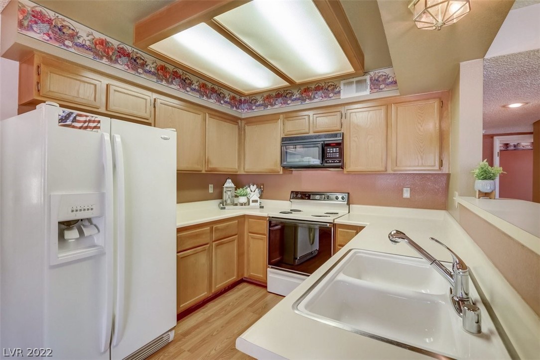 1575 West Warm Springs Road, Unit 1312 Henderson, NV 89014 - Photo 4 of 26 Gallery Image 4