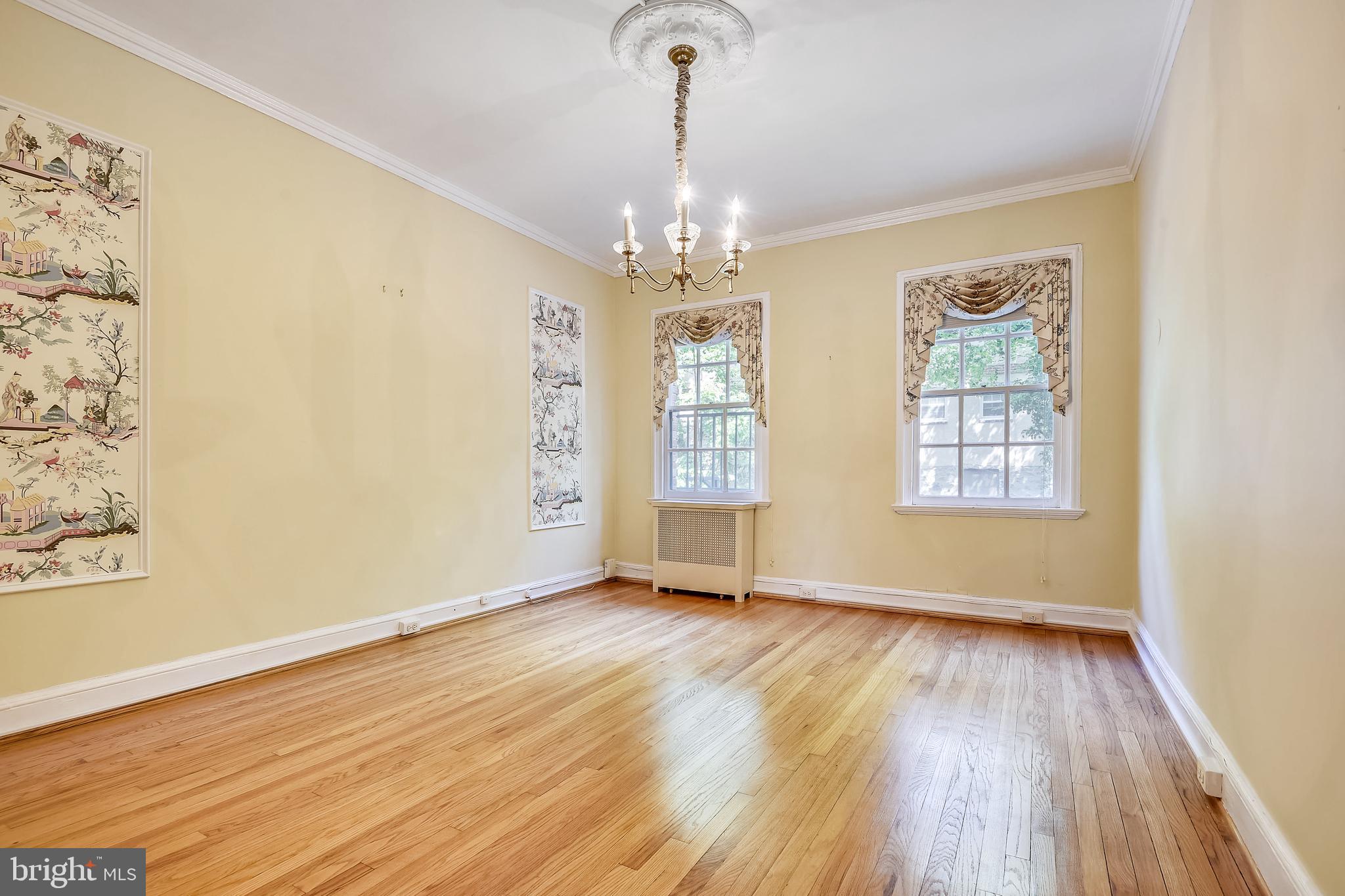 6 Upland Road, Unit K2 L2 Baltimore, MD 21210 - Photo 22 of 55 Current Dining Rm--easily converted to 3rd bedroom