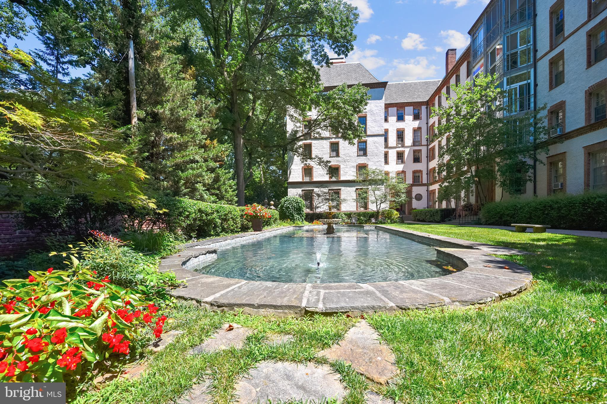 6 Upland Road, Unit K2 L2 Baltimore, MD 21210 - Photo 4 of 55 Courtyard with pond looking north