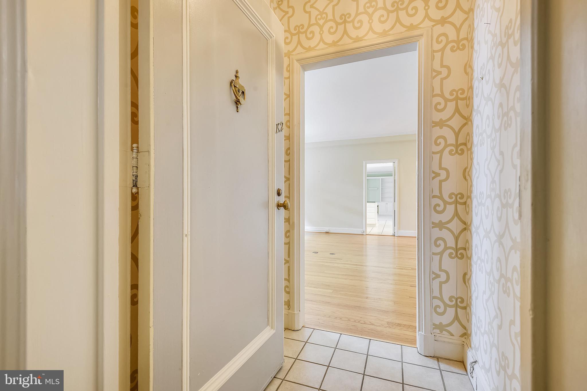 6 Upland Road, Unit K2 L2 Baltimore, MD 21210 - Photo 36 of 55 South Entrance-Building 4-K2