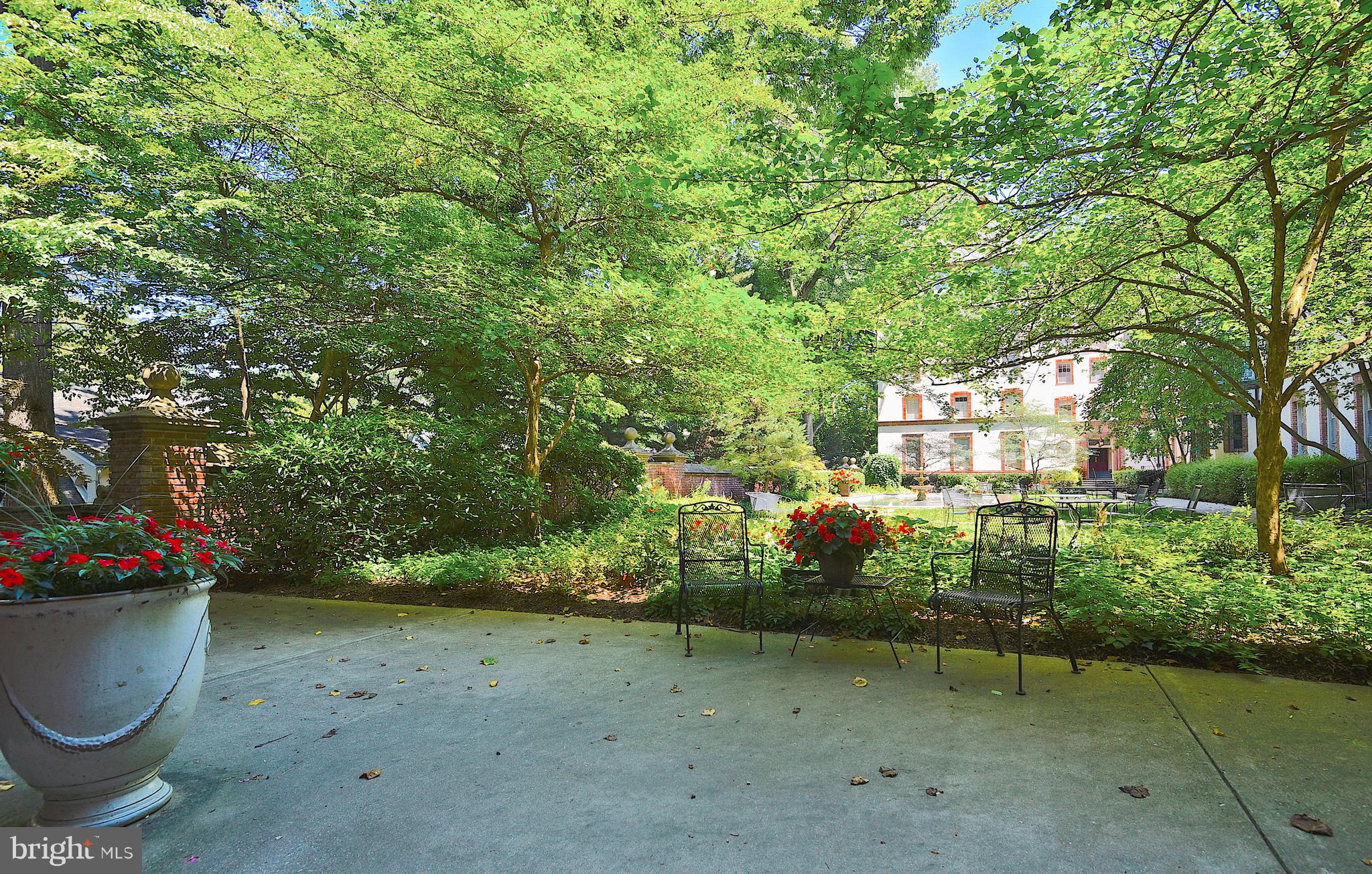 6 Upland Road, Unit K2 L2 Baltimore, MD 21210 - Photo 8 of 55 Courtyard walkway