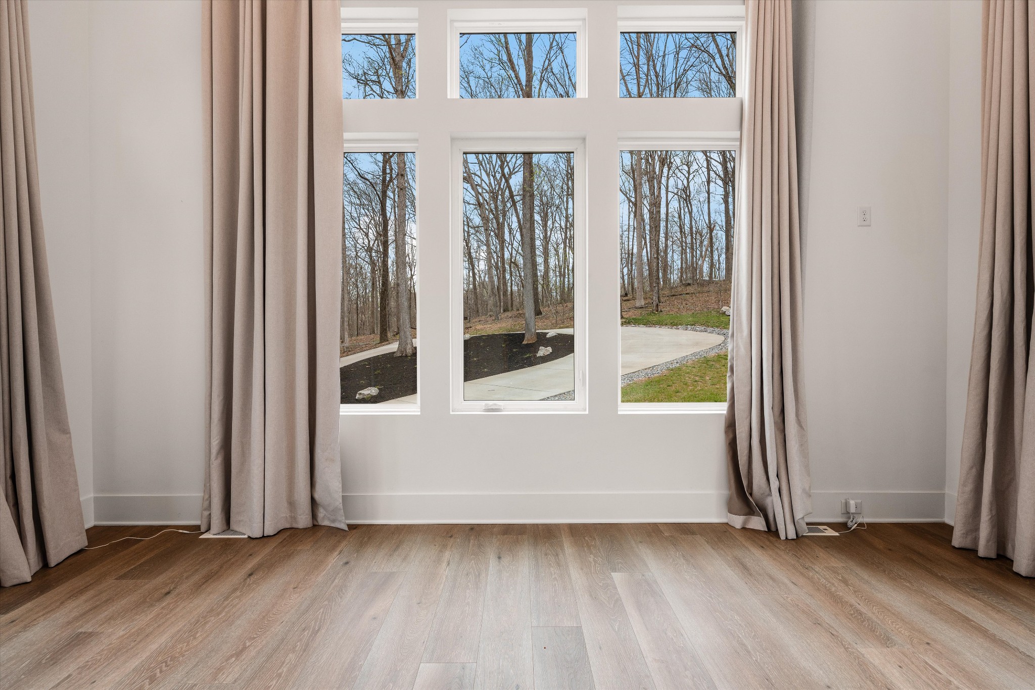 925 Weeping Willow Road, Unit D Hendersonville, TN 37075 - Photo 25 of 73 an entryway with wooden floor and windows