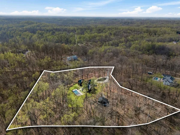 a picture of a brick wall