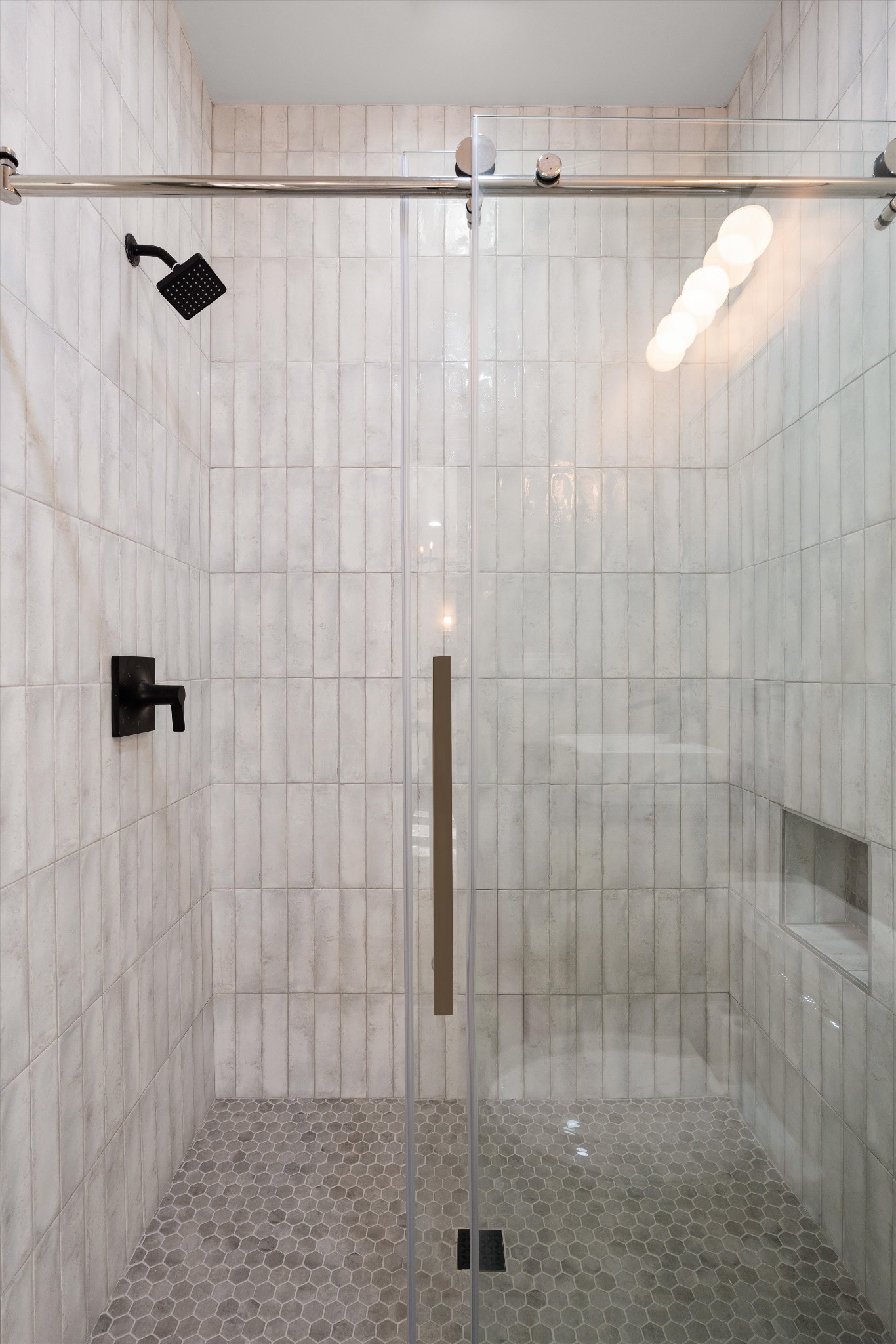 925 Weeping Willow Road, Unit D Hendersonville, TN 37075 - Photo 68 of 73 a bathroom with a shower