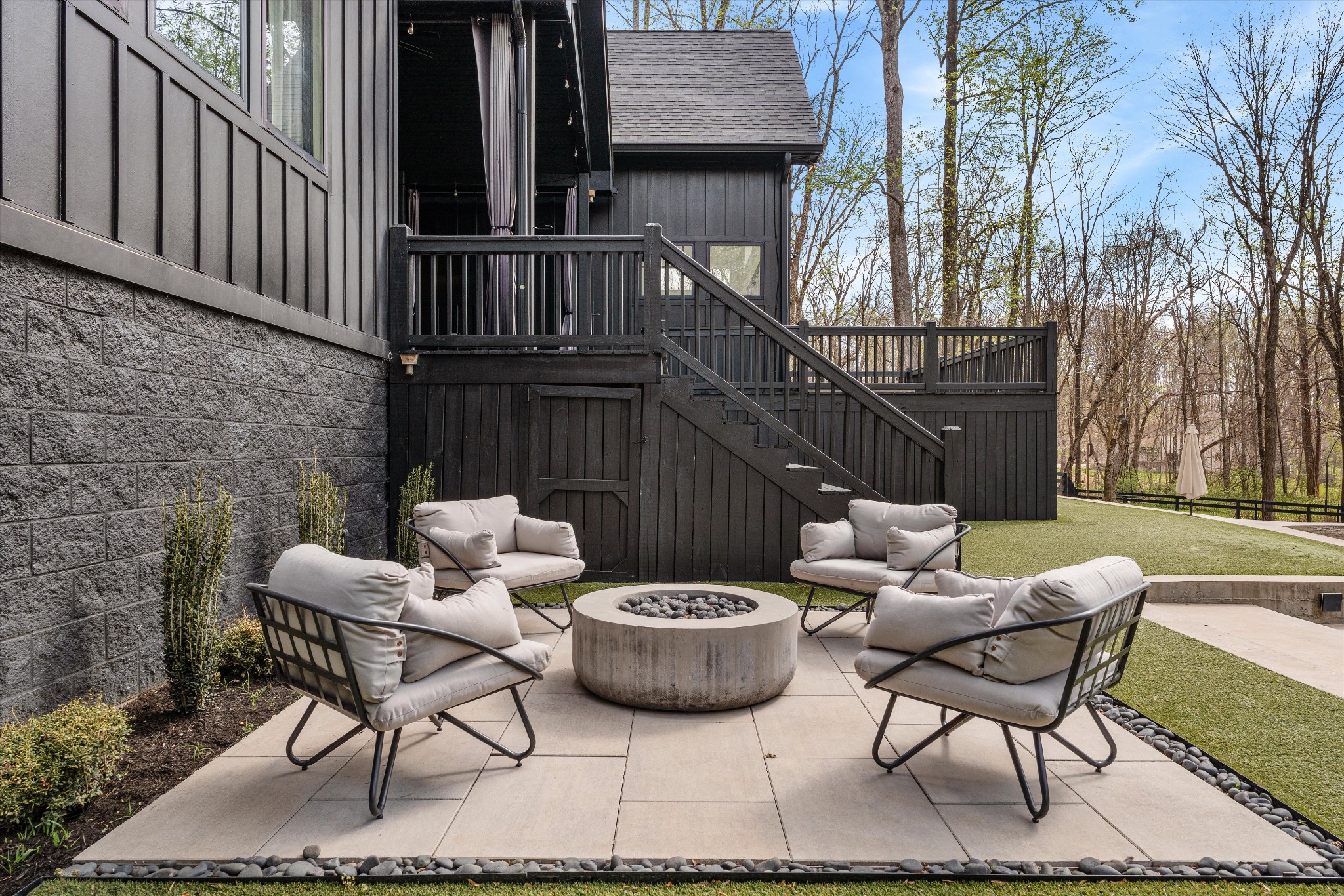 925 Weeping Willow Road, Unit D Hendersonville, TN 37075 - Photo 73 of 73 a view of a patio with a table and chairs