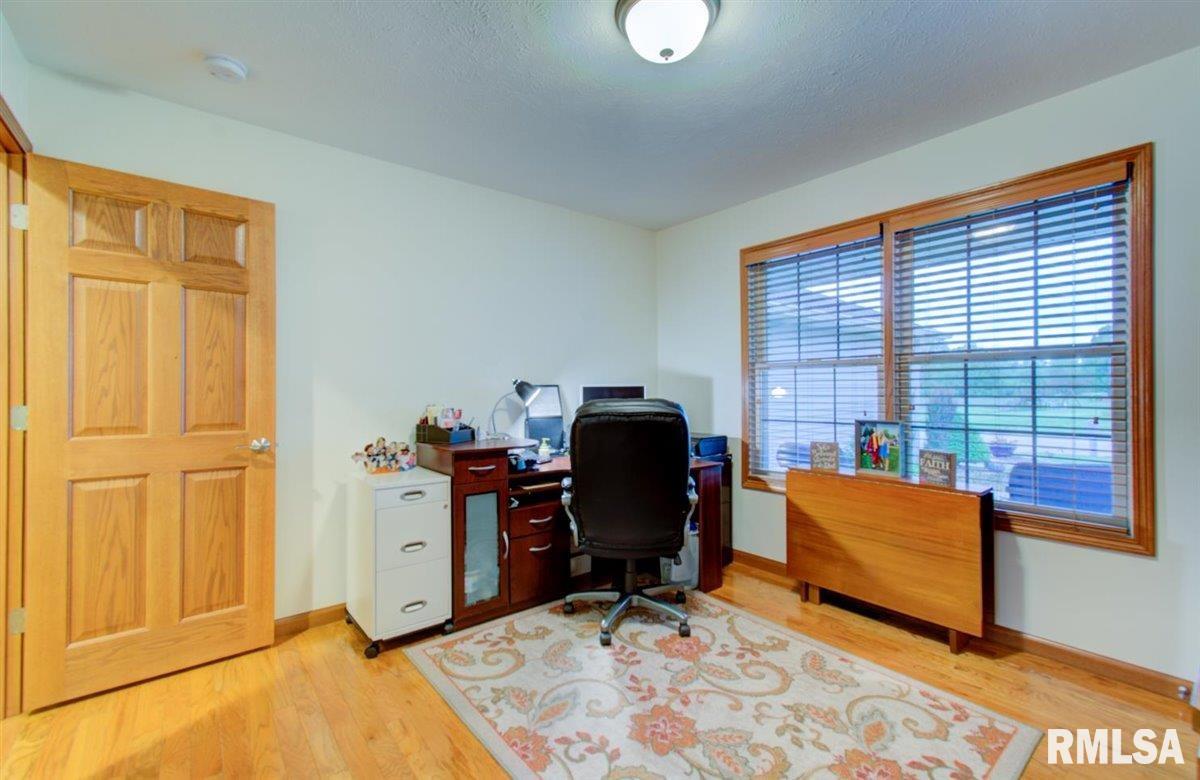3616 St Anne's Drive Springfield, IL 62712 - Photo 22 of 42 Gallery Image 22