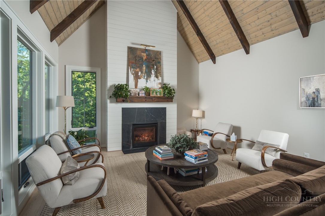 130 Calico Court Boone, NC 28607 - Photo 4 of 50