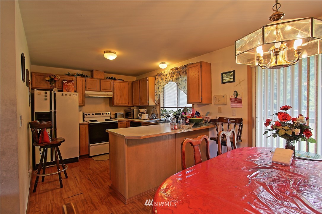 242 East Springfield Loop Shelton, WA 98584 - Photo 6 of 17 Gallery Image 6