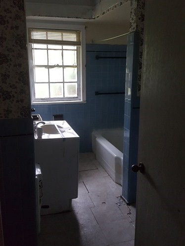 436 Cooper Road, Unit 1 Jackson, MS 39212 - Photo 5 of 7 Bath 1