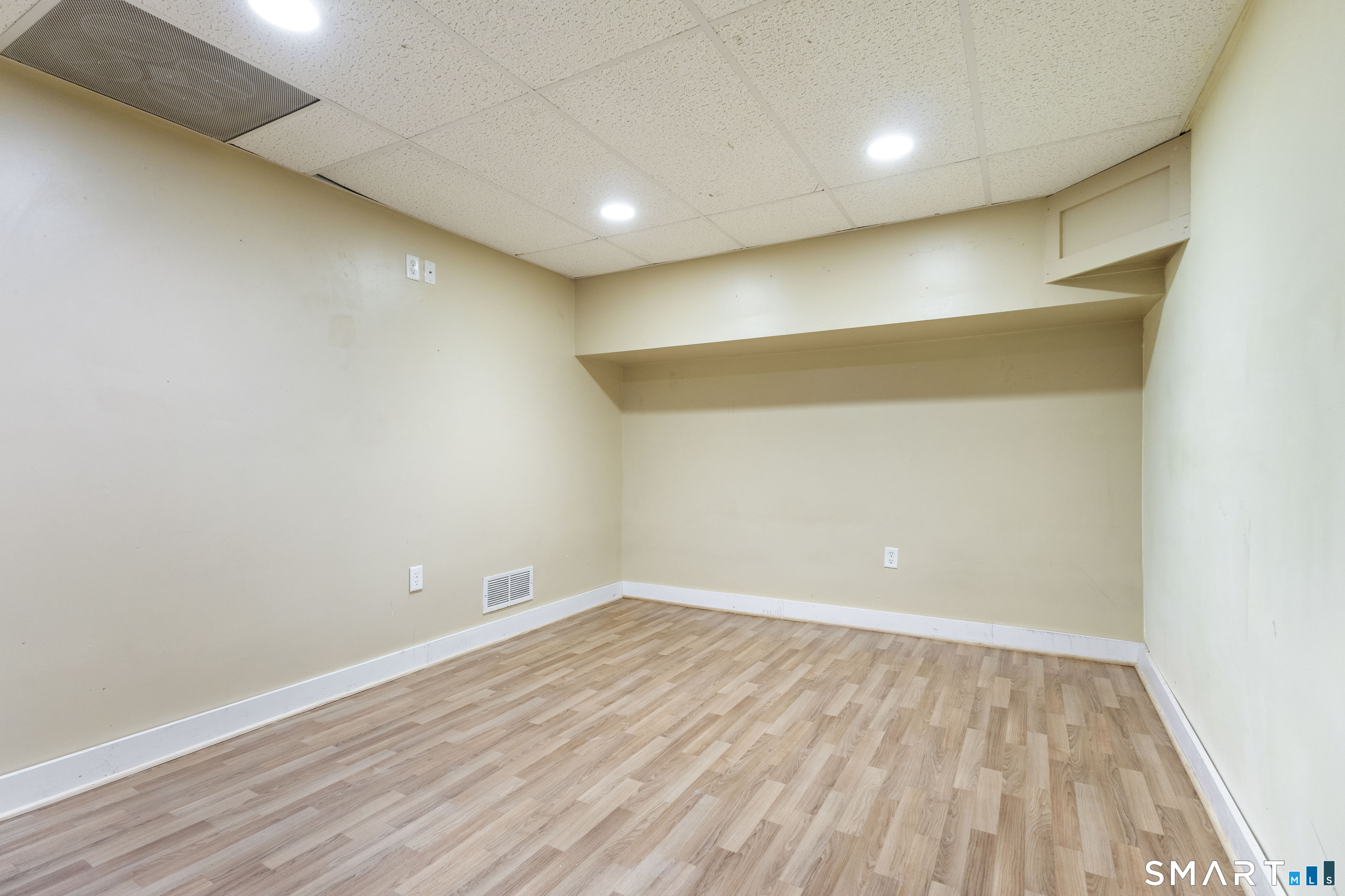 696 Green Hill Road Madison, CT 06443 - Photo 25 of 30