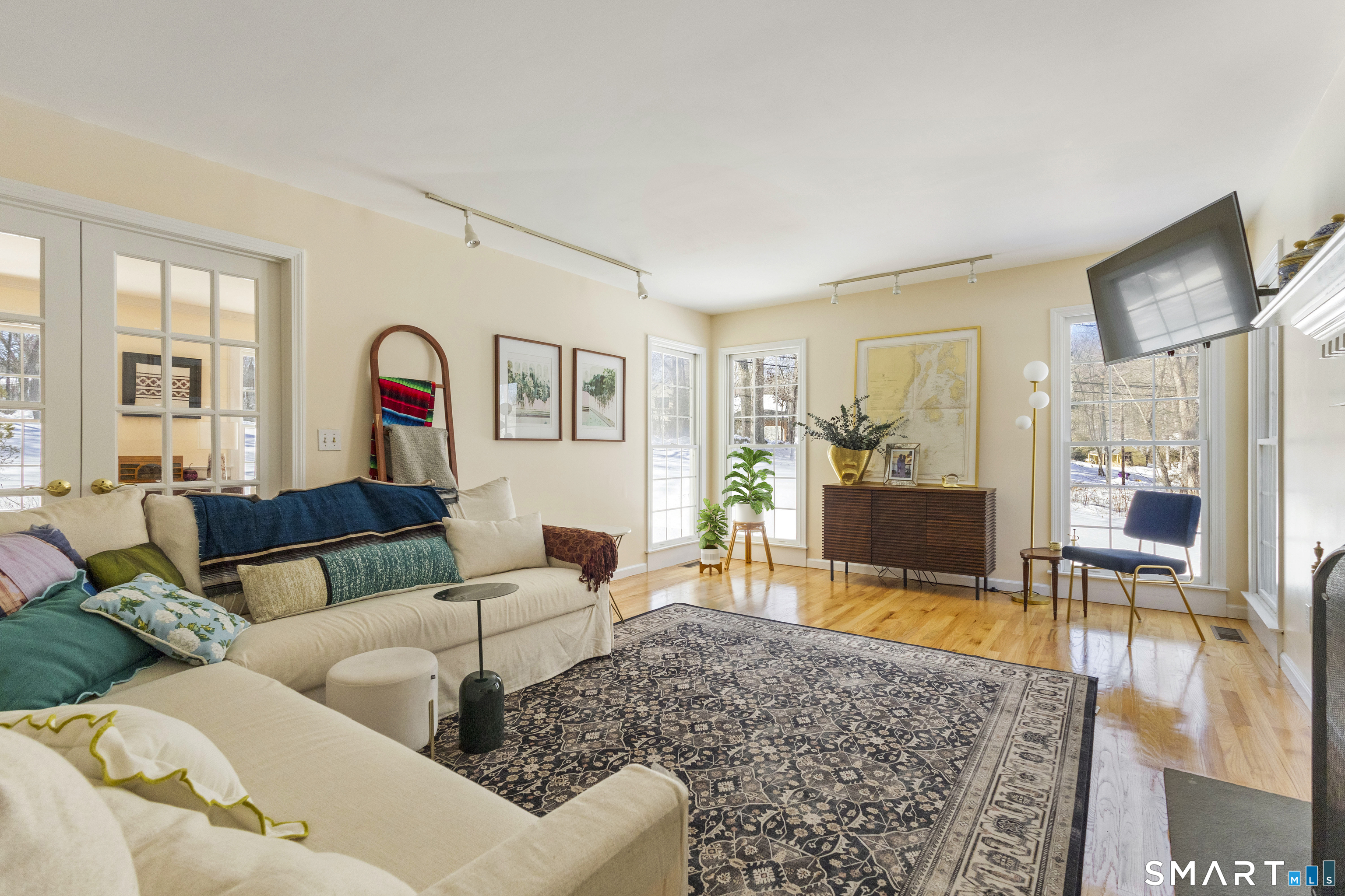 696 Green Hill Road Madison, CT 06443 - Photo 9 of 30