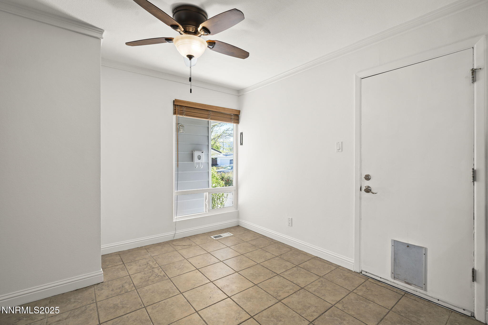 1420 Exeter Way Reno, NV 89503 - Photo 12 of 34 a view of an empty room and chandelier fan