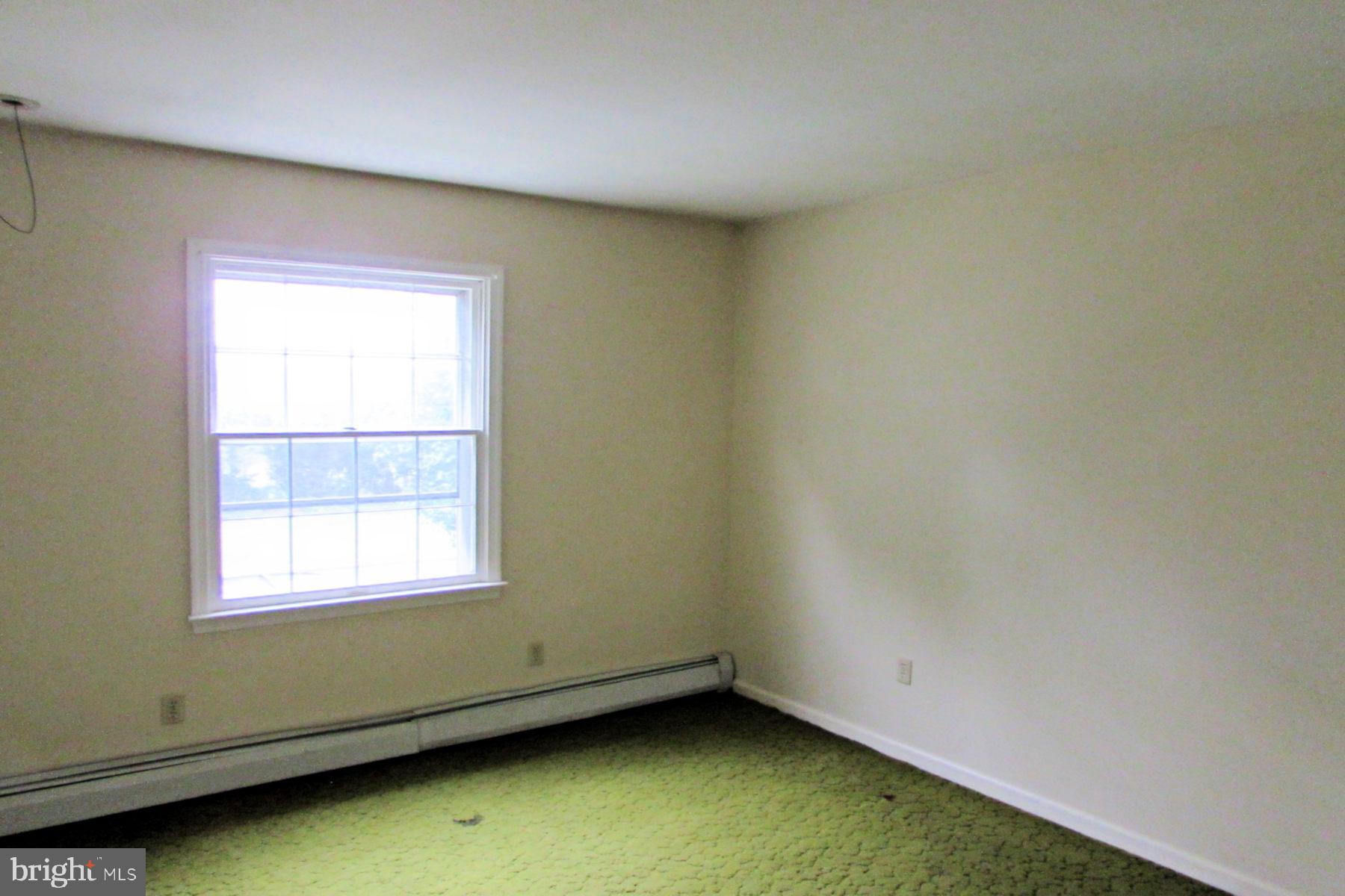 208 Maple Street Lebanon, PA 17046 - Photo 9 of 15 Bedroom 2