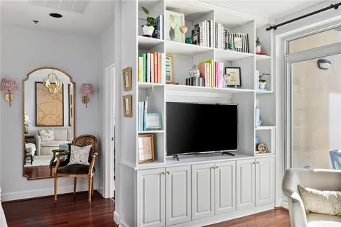 $325,000 | 325 East Paces Ferry Road Northeast, Unit 1206, Atlanta, GA 30305