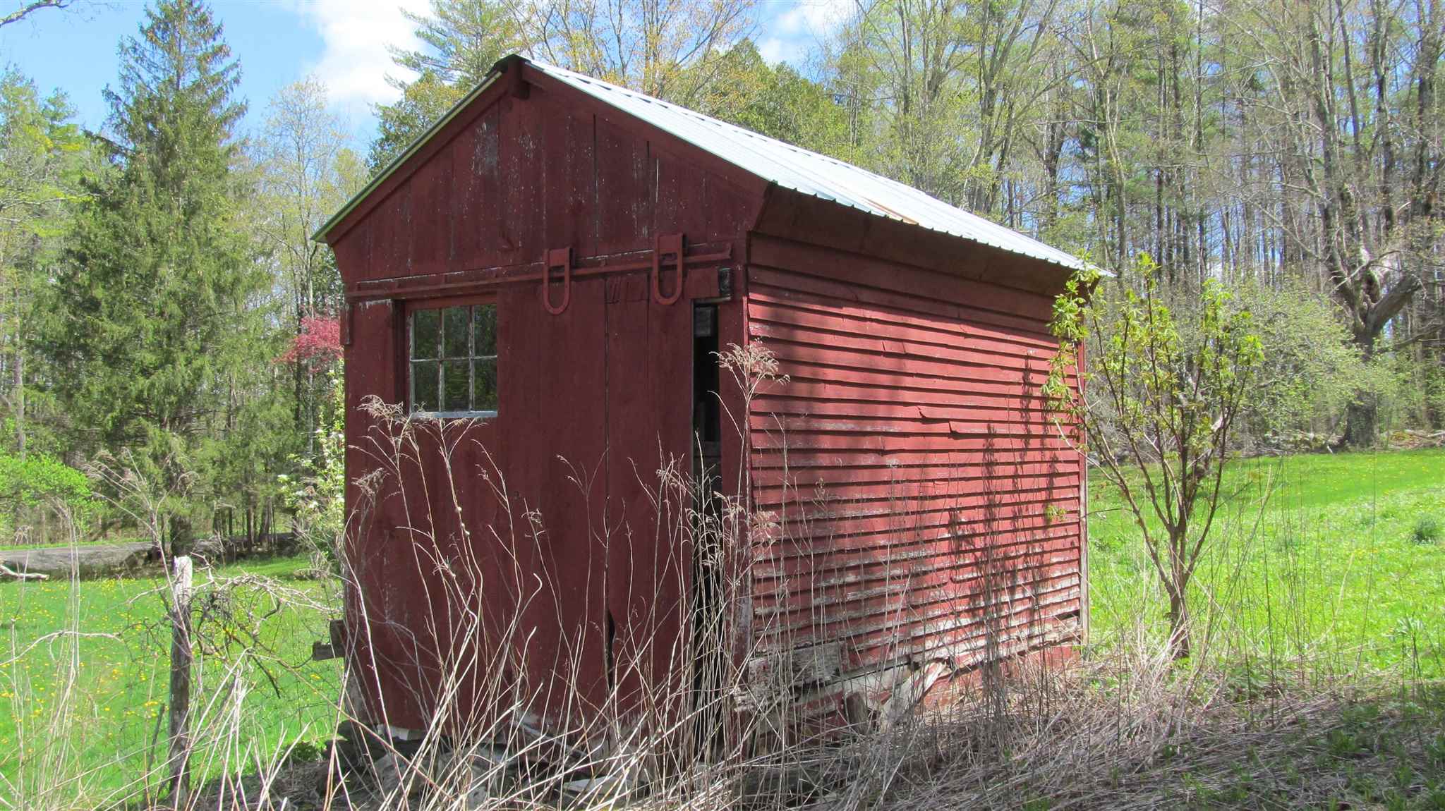 696 Boardman Hill Road West Rutland, VT 05777 - Photo 4 of 40 Gallery Image 4