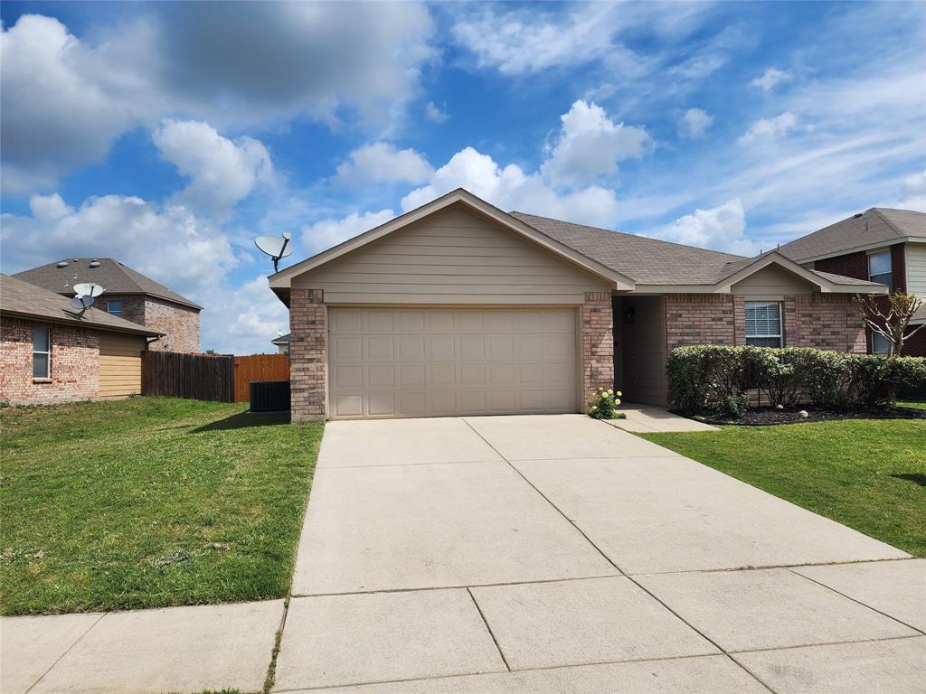 12808 Kingsgate Drive Rhome, TX 76078 - Photo 2 of 40