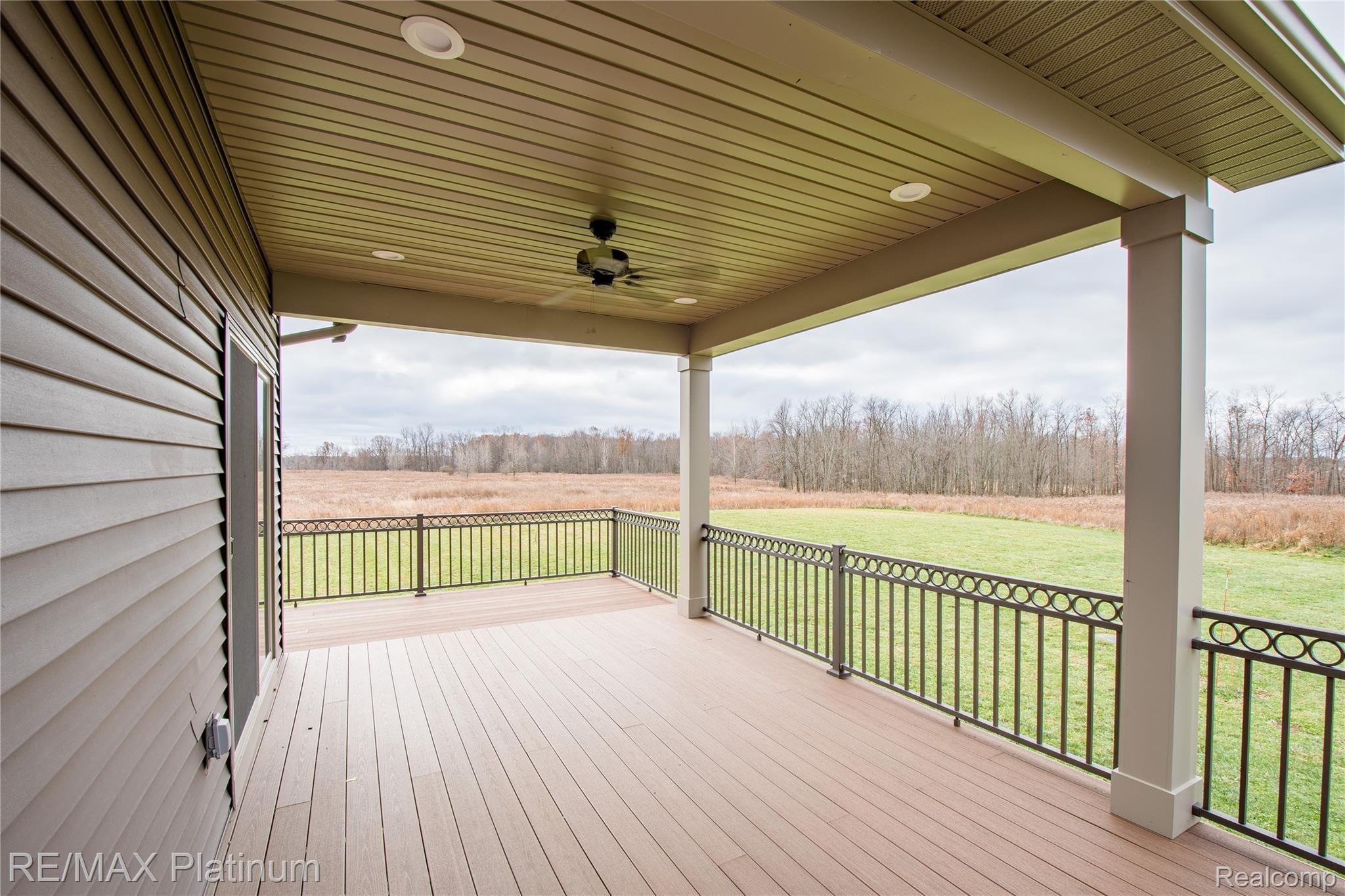 11195 Halsey Road Grand Blanc, MI 48439 - Photo 36 of 55 11195 Halsey HDR39.jpg