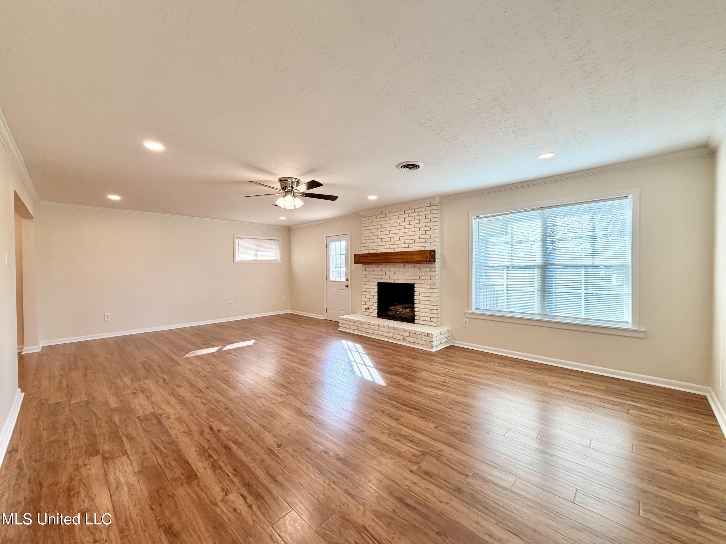 1406 Post Road Clinton, MS 39056 - Photo 18 of 42 IMG_0128