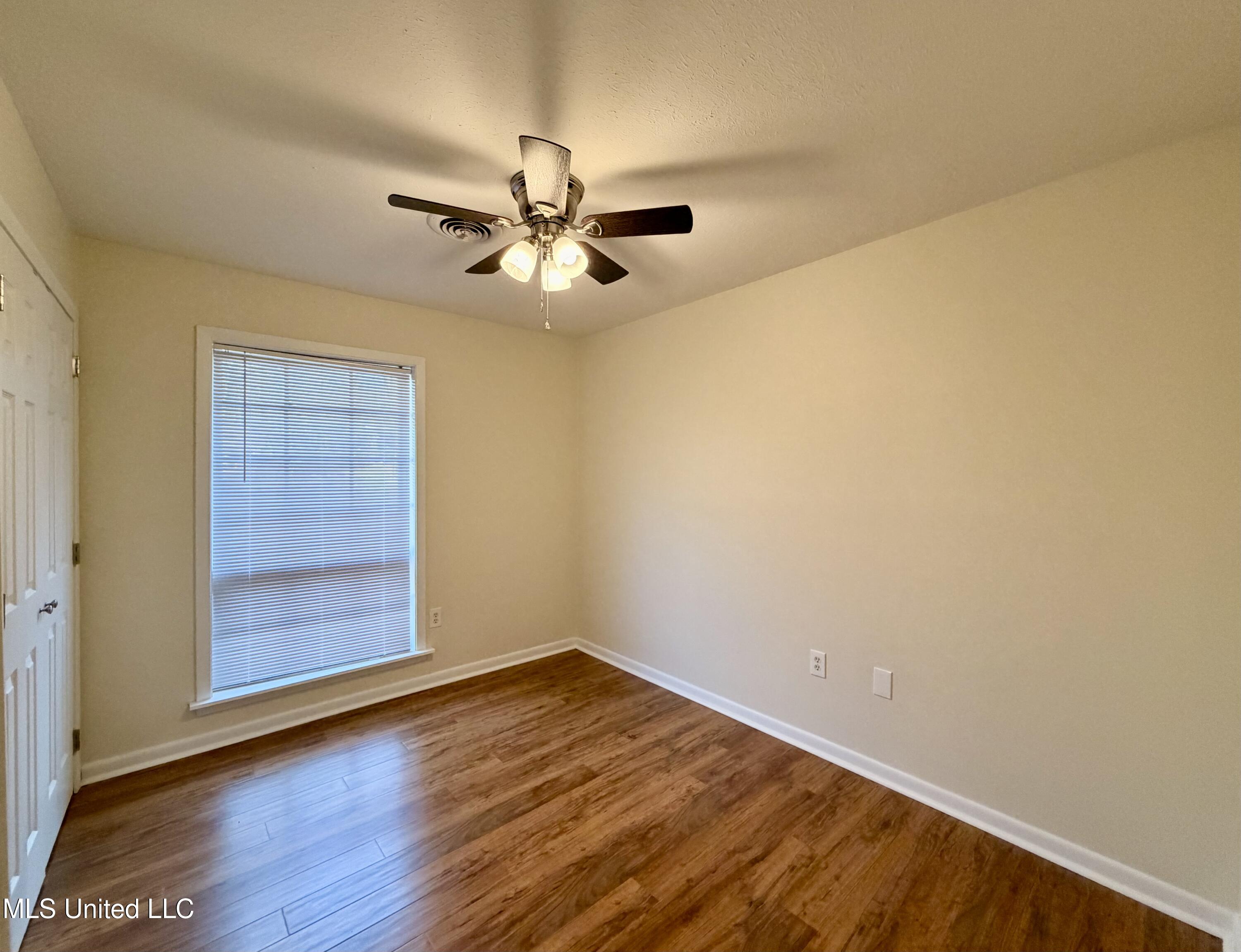 1406 Post Road Clinton, MS 39056 - Photo 25 of 42 IMG_0109