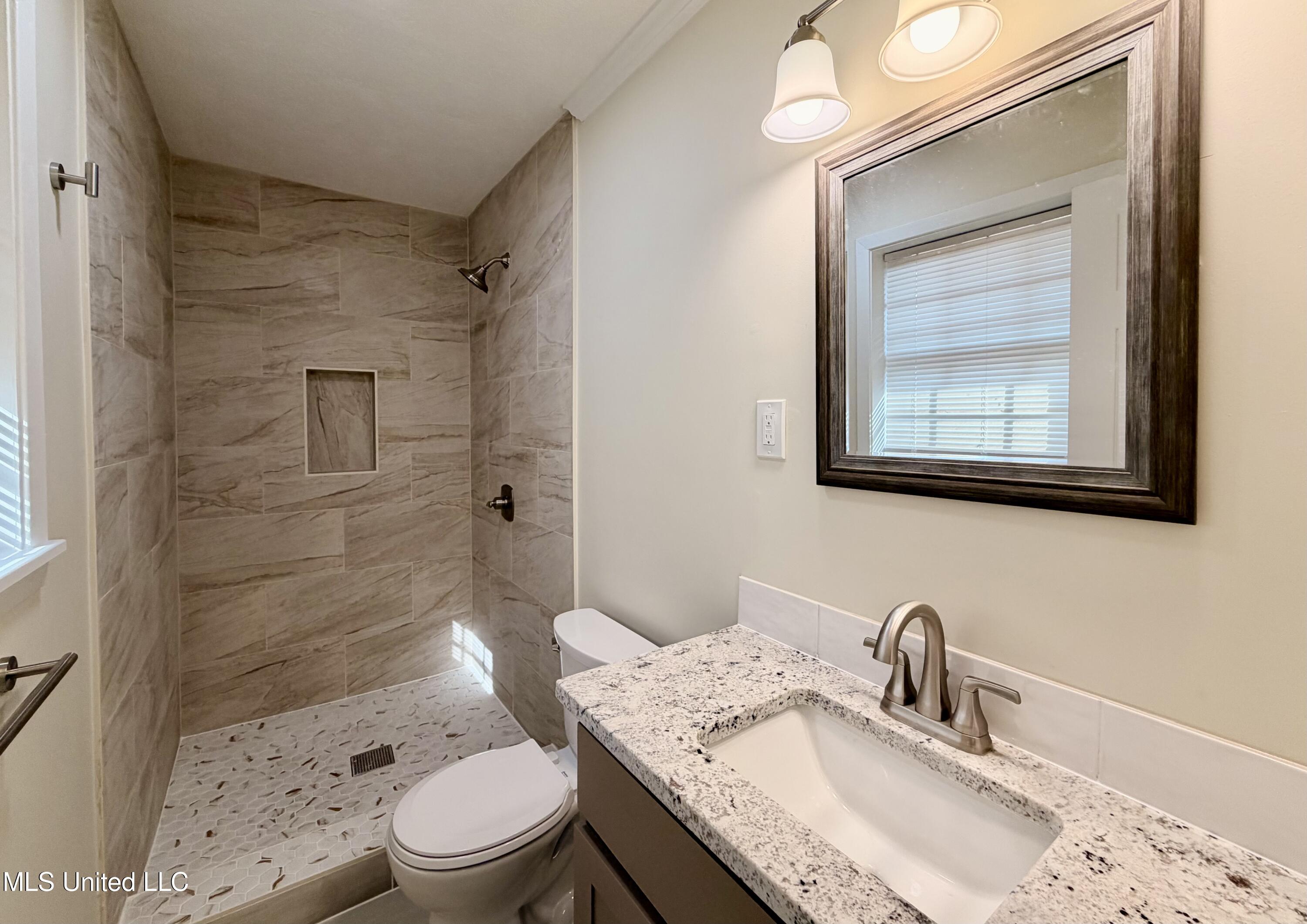 1406 Post Road Clinton, MS 39056 - Photo 29 of 42 IMG_0114