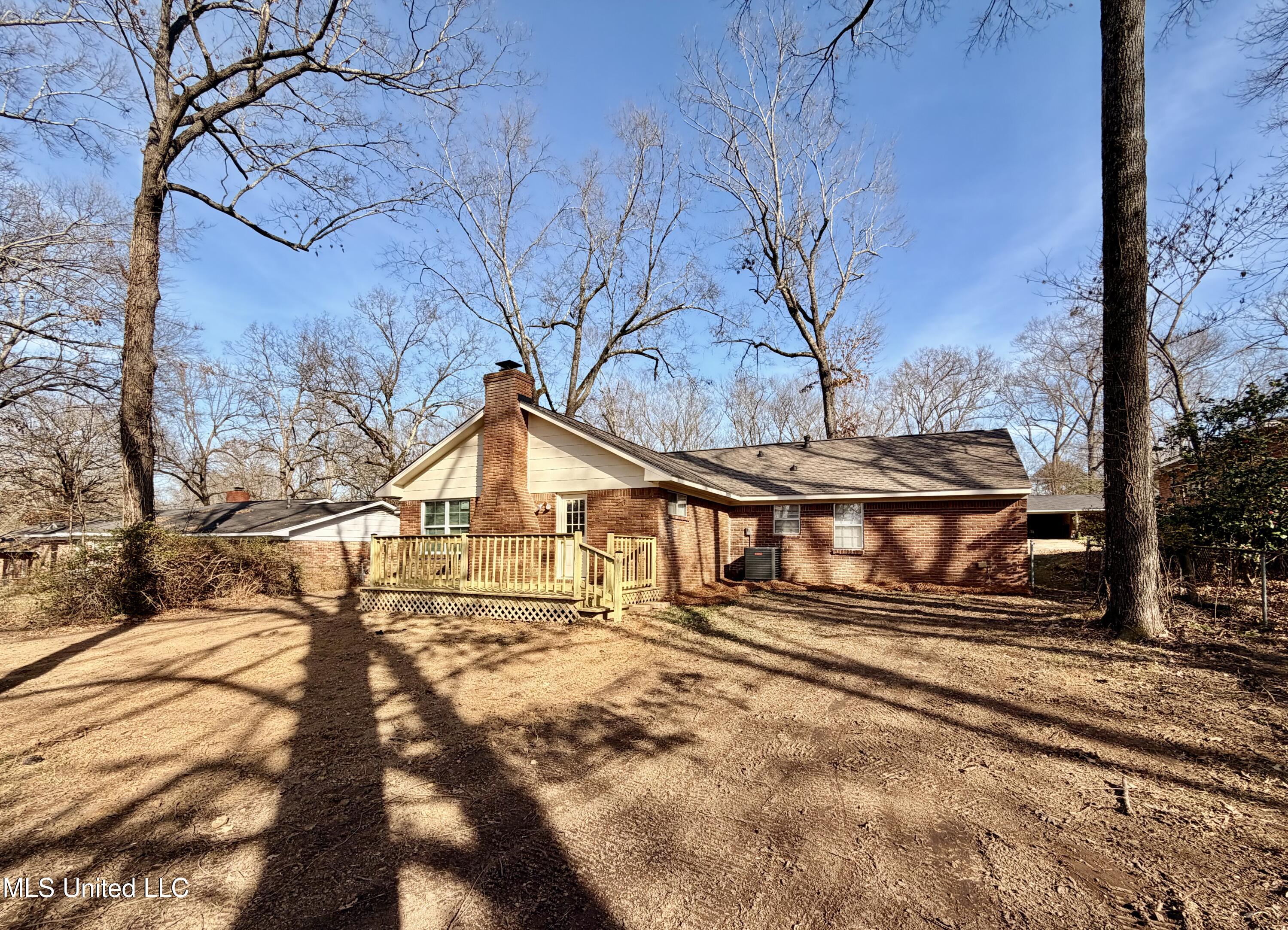 1406 Post Road Clinton, MS 39056 - Photo 38 of 42 IMG_0144