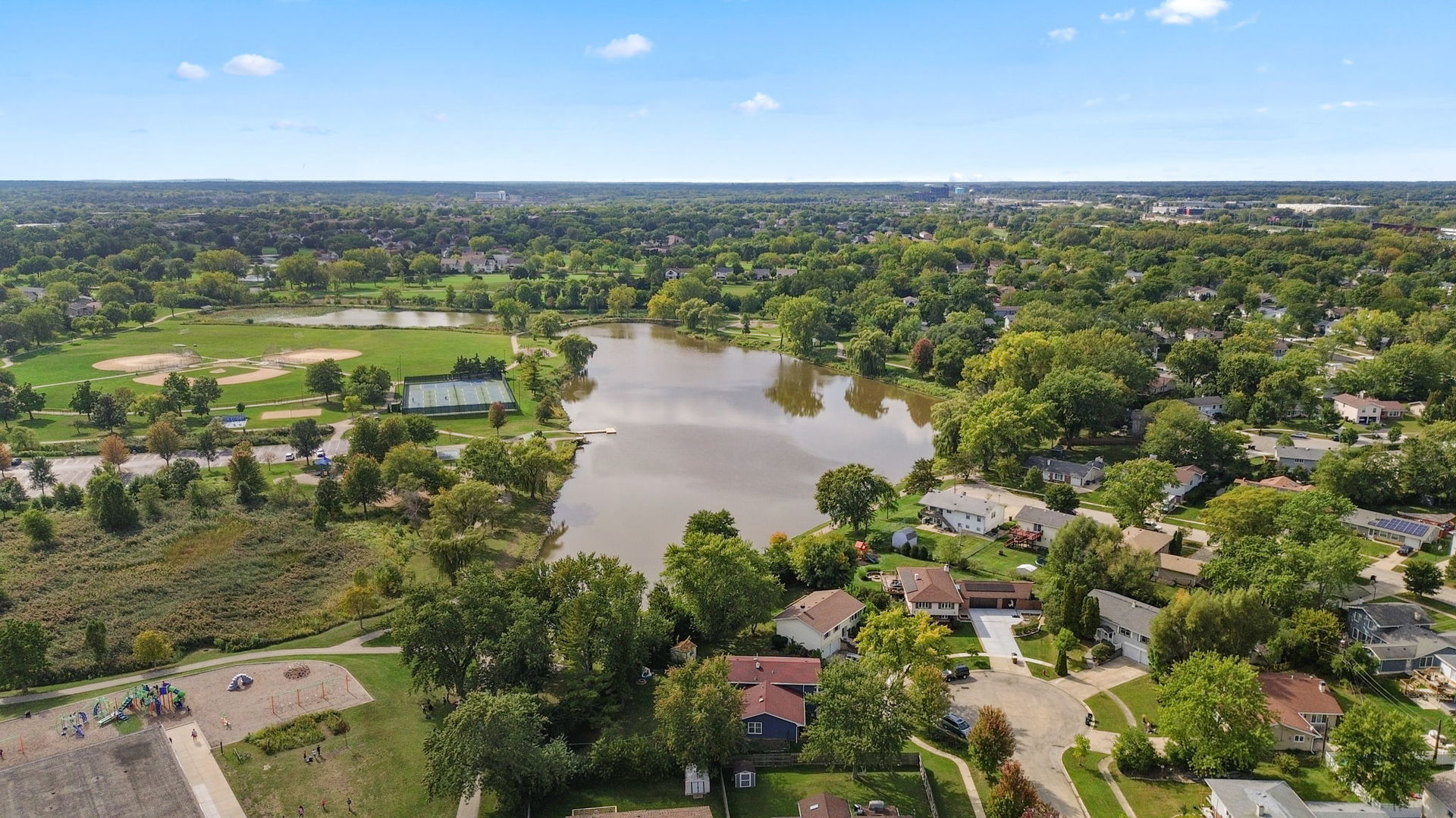 1180 Cobble Hill Court Hoffman Estates, IL 60169 - Photo 4 of 34 a view of a city