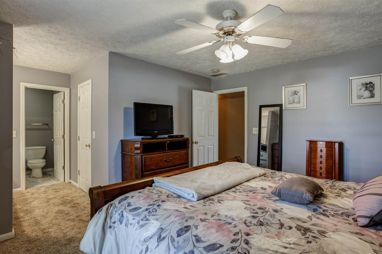 4111 Country Ridge Drive Newburgh, IN 47630 - Photo 16 of 31