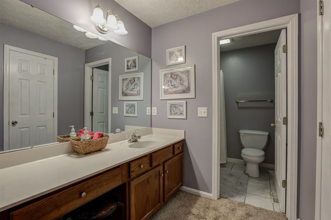 4111 Country Ridge Drive Newburgh, IN 47630 - Photo 18 of 31