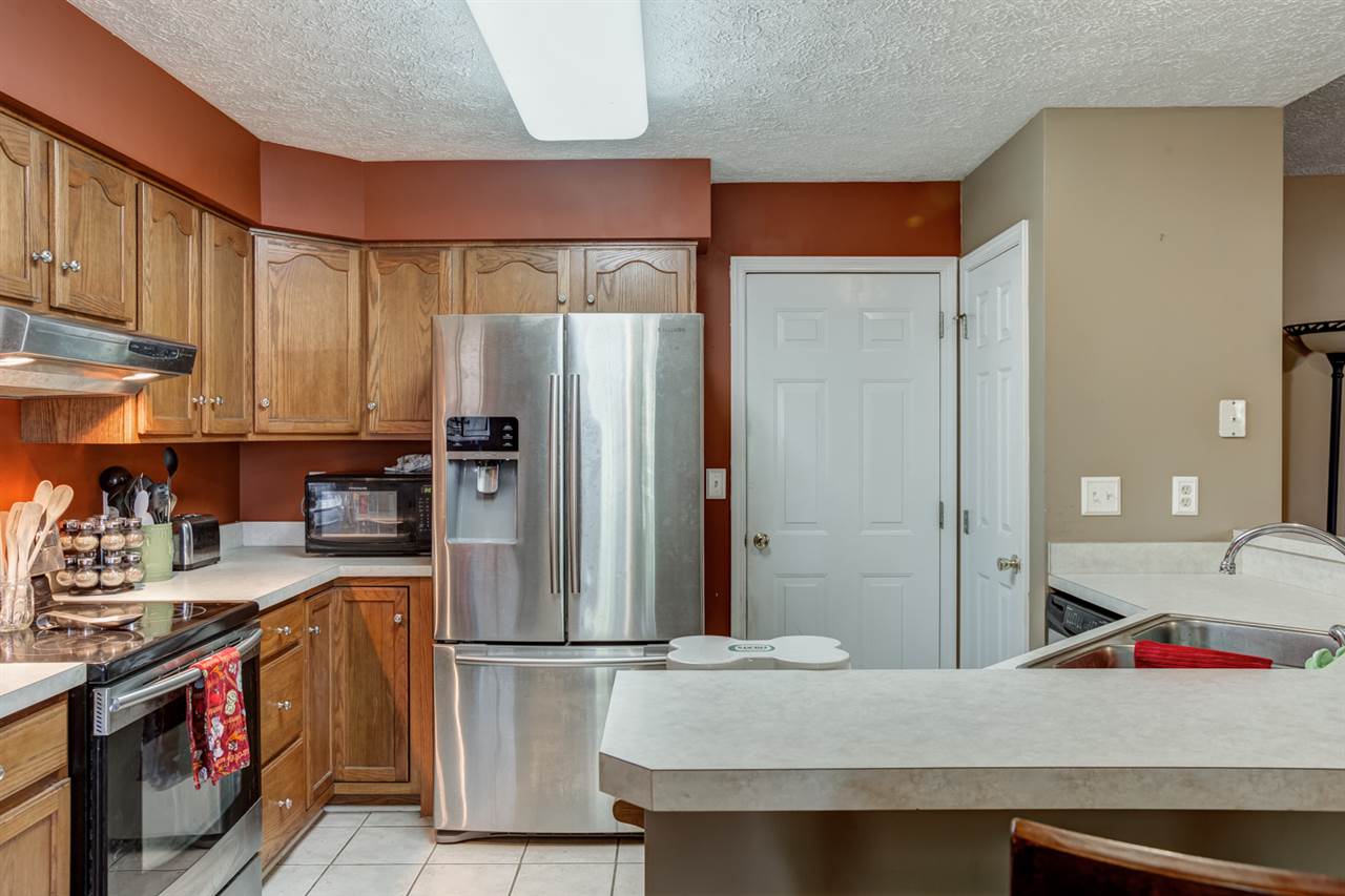 4111 Country Ridge Drive Newburgh, IN 47630 - Photo 6 of 31