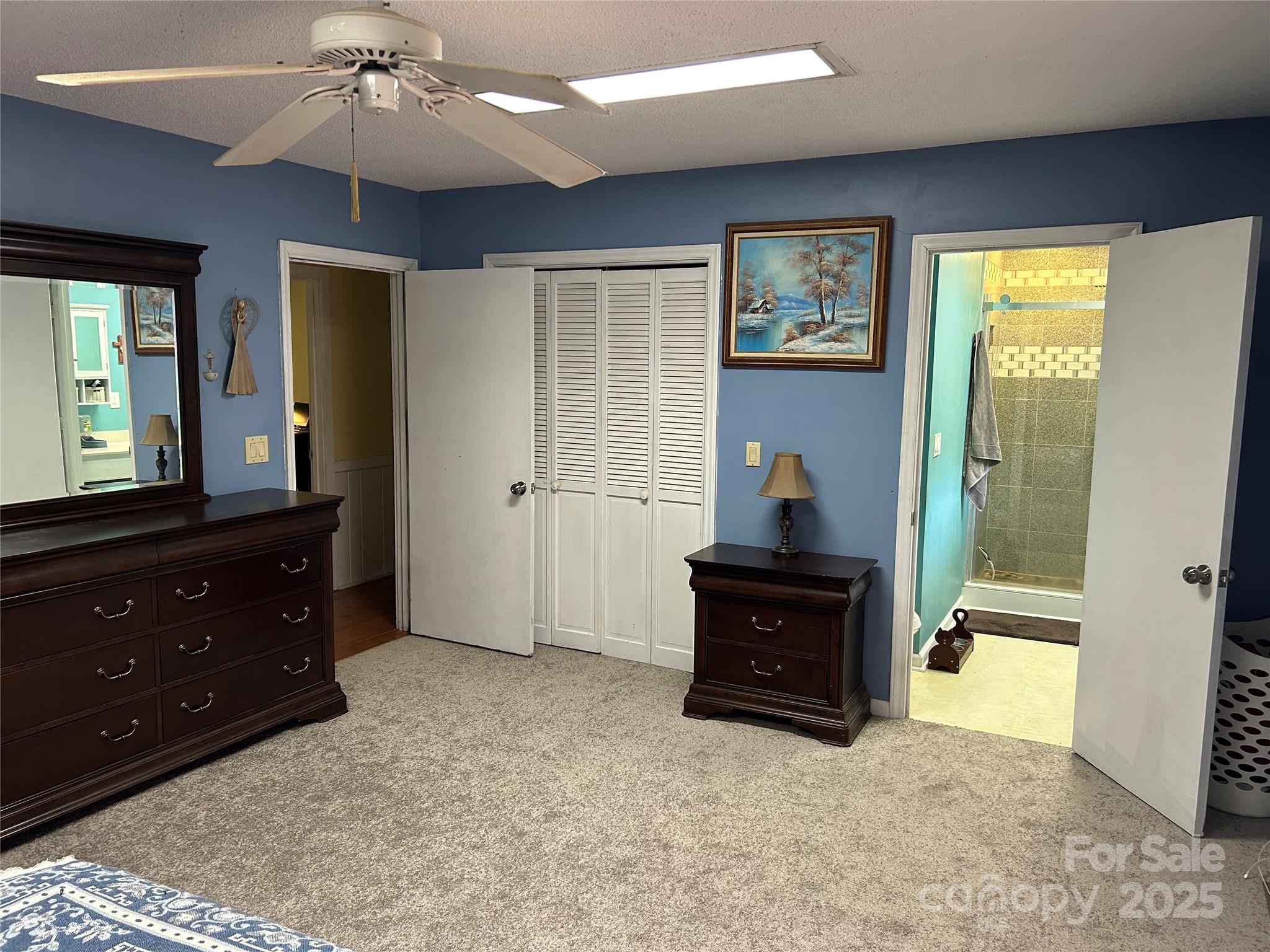 124 Blue Ridge Drive Rutherfordton, NC 28139 - Photo 26 of 48 a living room with furniture and a mirror