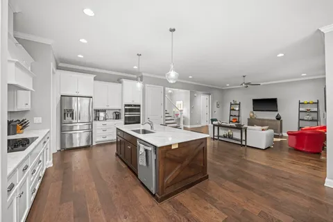 $675,000 | 1924 Rhonda Drive, Christiana, TN 37037