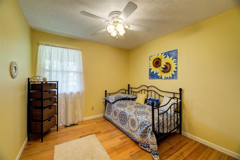 341 Mulberry Gap Road Sneedville, TN 37869 - Photo 17 of 46 Gallery Image 17