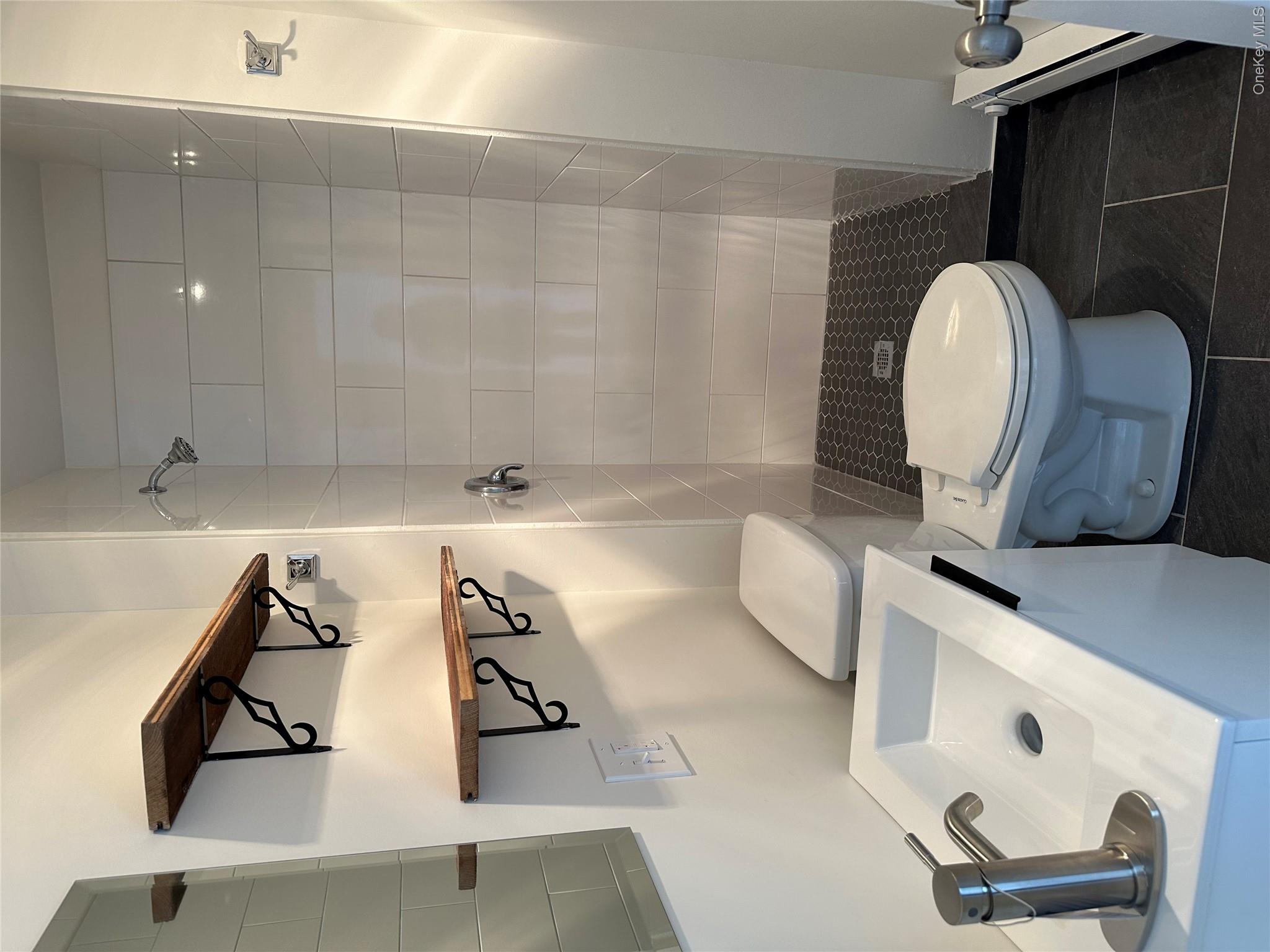 11 Upper Hillman Road Warwick, NY 10990 - Photo 12 of 16