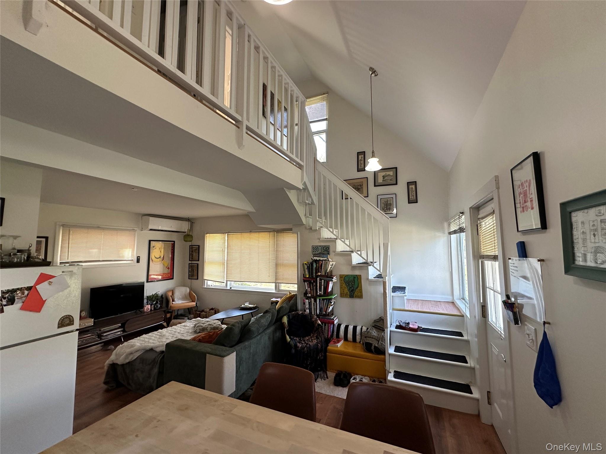 11 Upper Hillman Road Warwick, NY 10990 - Photo 9 of 16