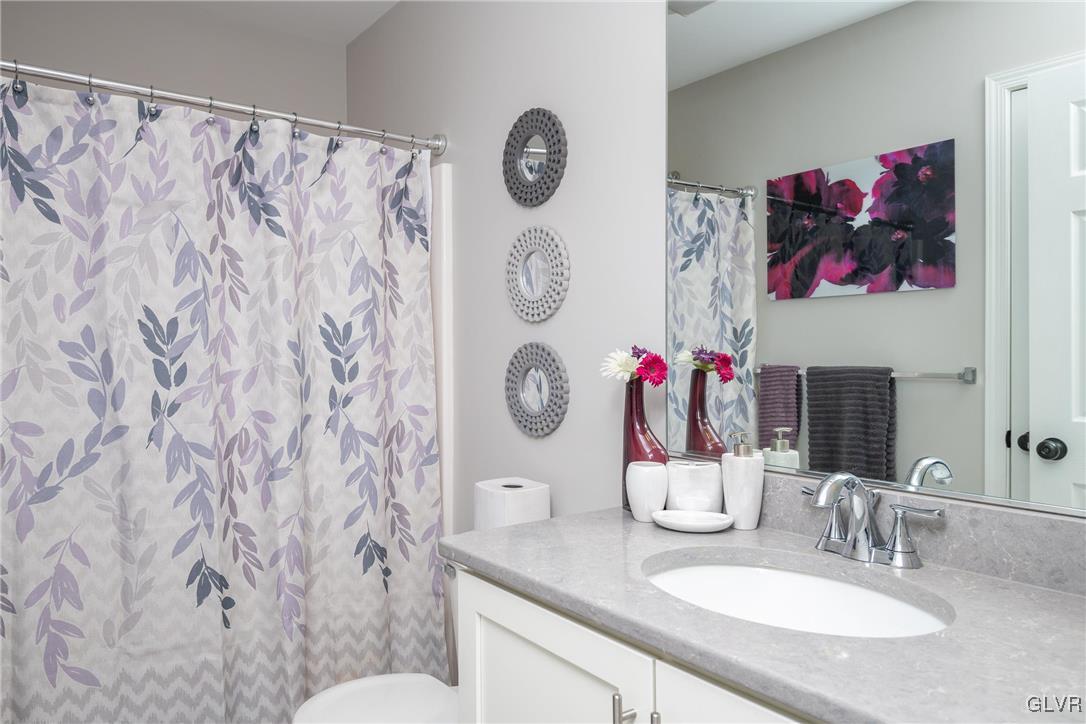 2400 Gentle Hollow Road Whitehall, PA 18052 - Photo 22 of 35 Gallery Image 22