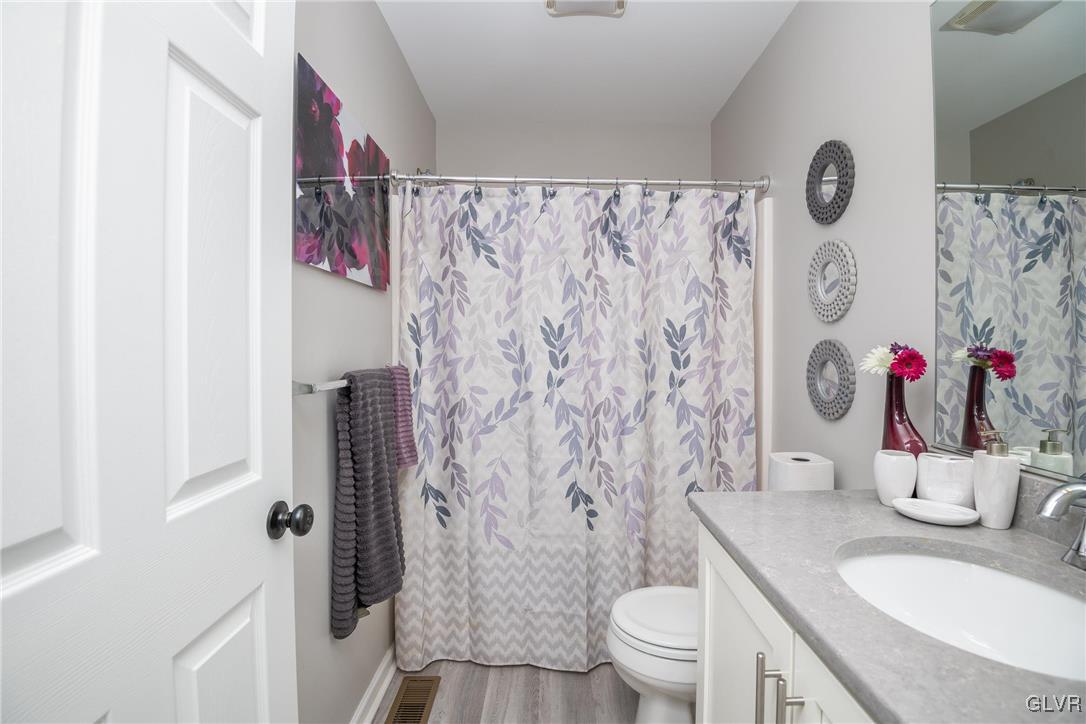 2400 Gentle Hollow Road Whitehall, PA 18052 - Photo 23 of 35 Gallery Image 23