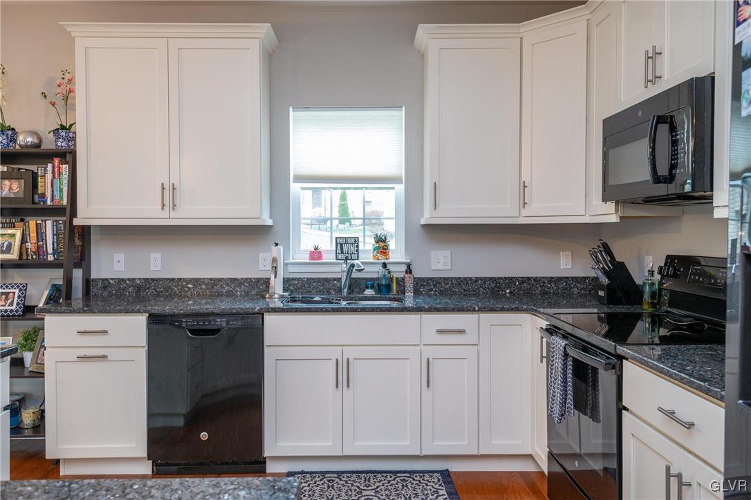 2400 Gentle Hollow Road Whitehall, PA 18052 - Photo 10 of 35 Gallery Image 10
