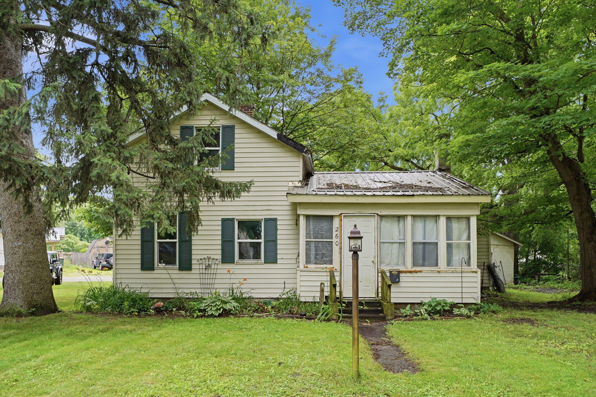 260 Florence Road Constantine, MI 49042 - Photo 1 of 25 1-web-or-mls-DSC07222 Matthew Zoet